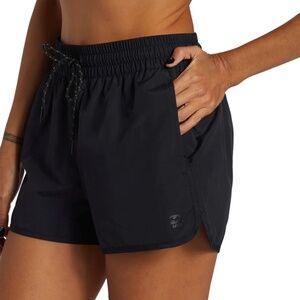 [NEW WITH TAGS] Billabong Adventure Short